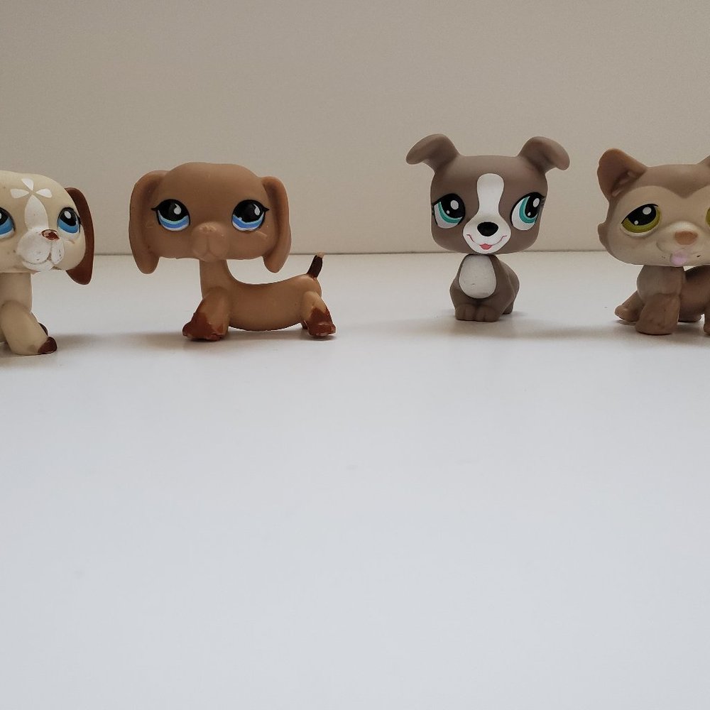 Littlest pet shop lot with 3 Different Dogs. #112,